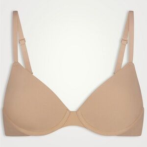 NWT Skims Fits Everybody T-Shirt Bra Size 36H